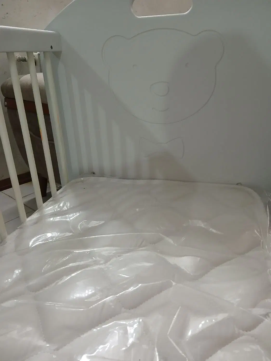 تخت نوزادی|تخت و صندلی بچه|شاهینشهر, مسکن مهر|دیوار