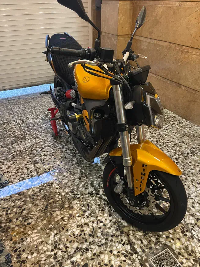 موتور بنلی جفت ۳۰۰در حد صفر|موتورسیکلت|قائمشهر, |دیوار