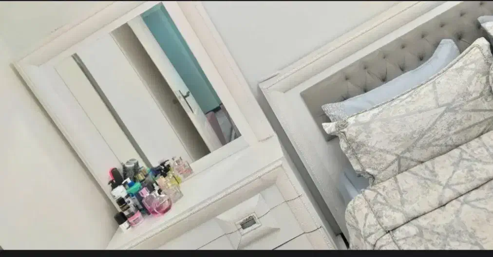 سرویس خواب دونفره همراه دراور و دو عدد پاتختی|تخت و سرویس خواب|ملارد, |دیوار