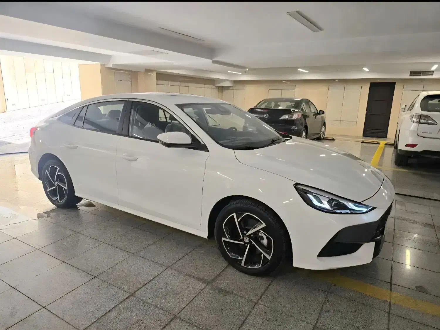 MG GT 2024|خودرو سواری و وانت|اصفهان, مرداویج|دیوار