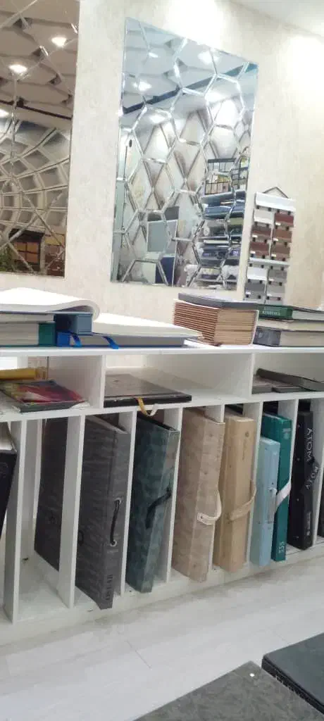 میز مدیریت و کاغذدیواری|دفتر کار|شهرکرد, |دیوار