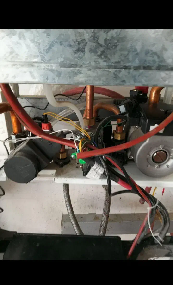 تعمیر انواع پکیج و آبگرمکن|خدمات پیشه و مهارت|اردبیل, |دیوار