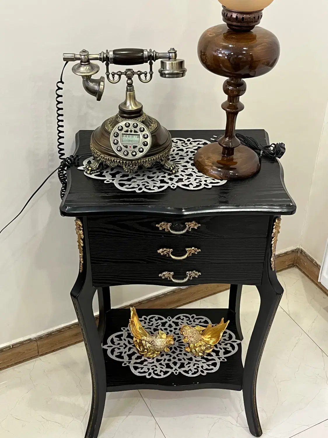 تلفن و میز تلفن|تلفن رومیزی|پاکدشت, پاکدشت (مامازند)|دیوار