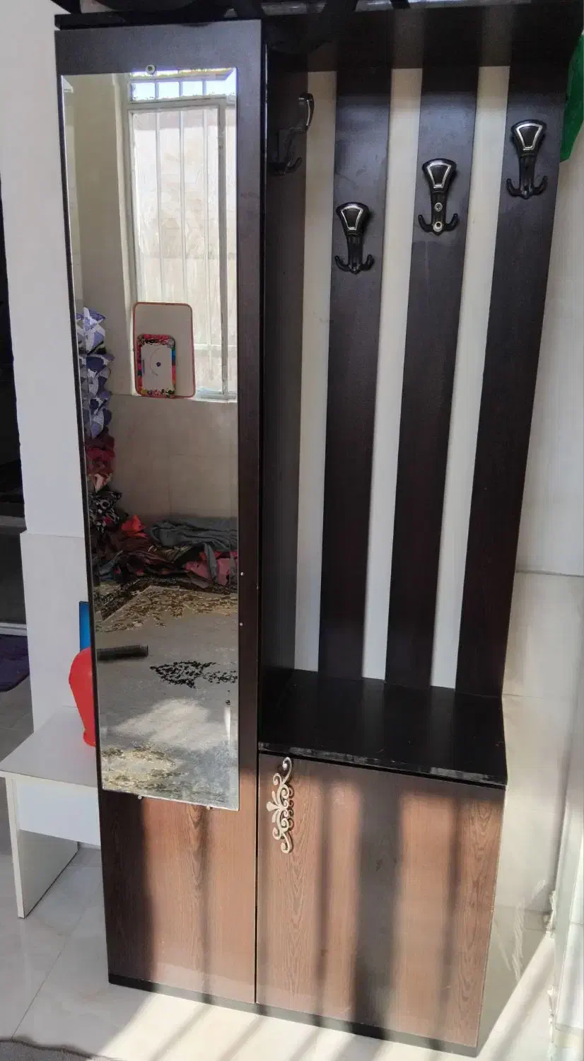 میزآرایشی و رخکن در حد نو|مبلمان خانگی و میز عسلی|ماهدشت, |دیوار