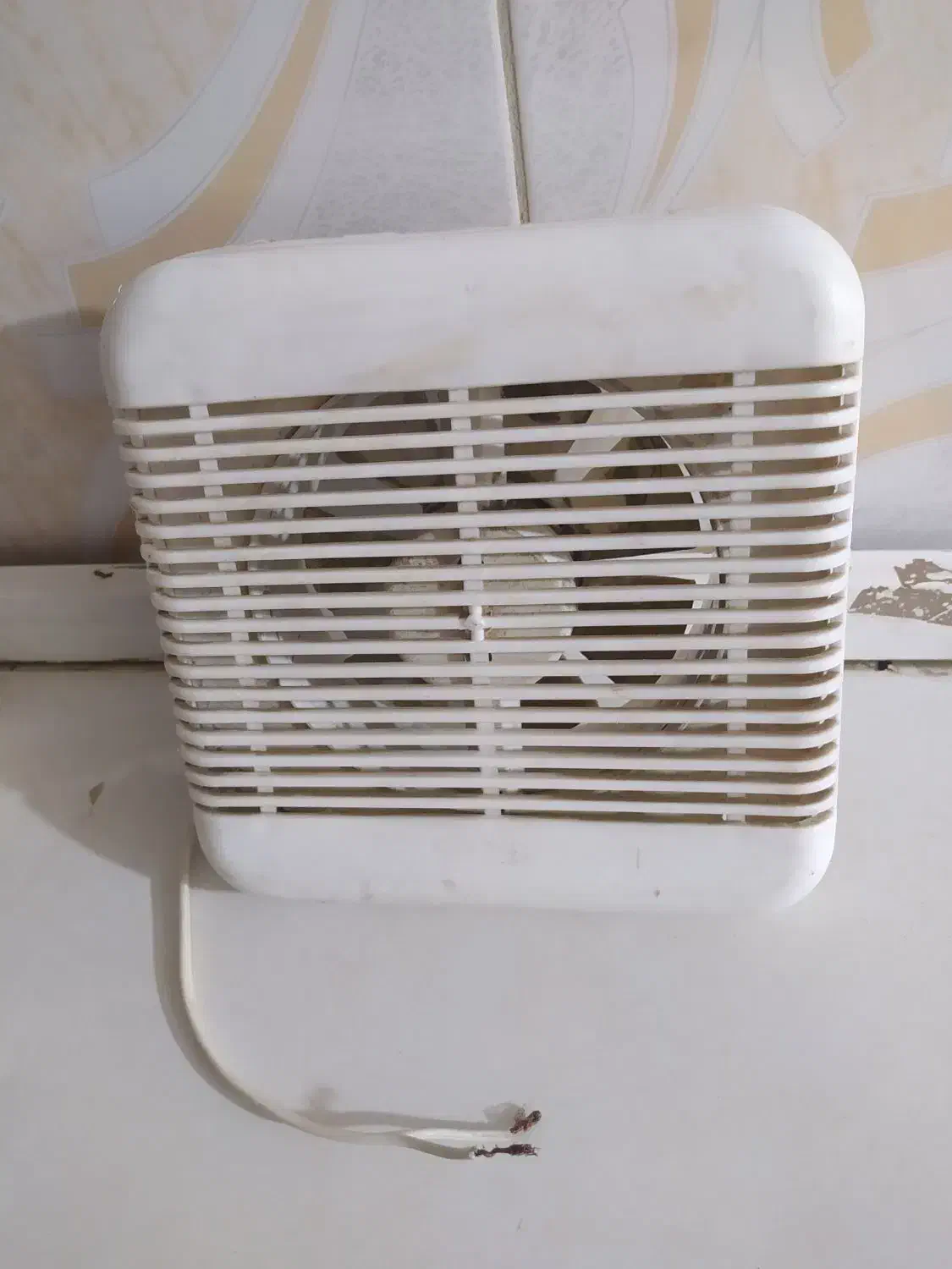 فن هواکش|پنکه و تصفیه‌کنندهٔ هوا|میاندوآب, |دیوار