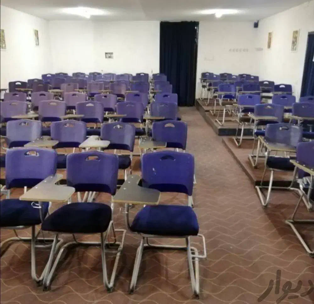 اجاره سالن در بهترین لوکیشن|اجارهٔ کوتاهمدت دفتر کار و فضای آموزشی|شیراز, میرزاکوچک خان|دیوار