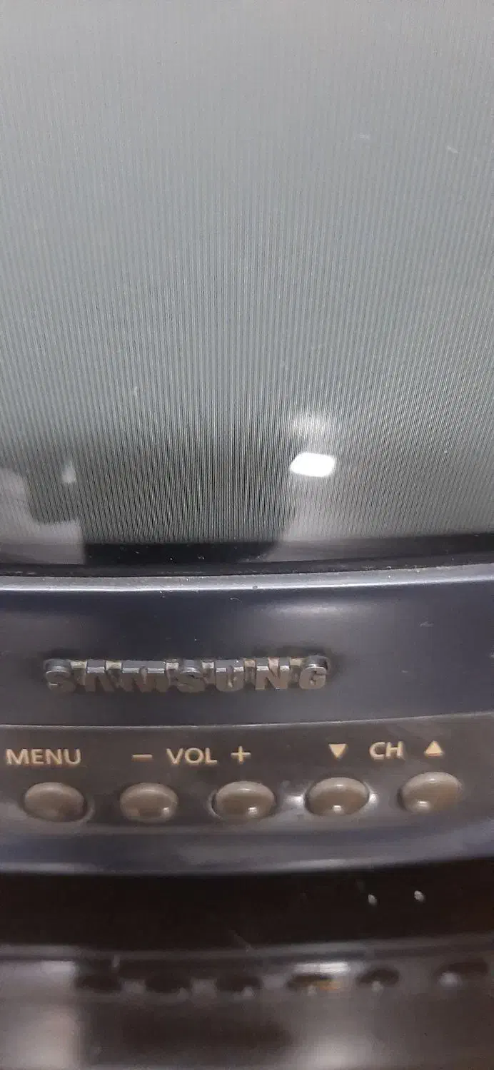 تلویزیون سونی سالم ۱۴|تلویزیون و پروژکتور|همدان, |دیوار