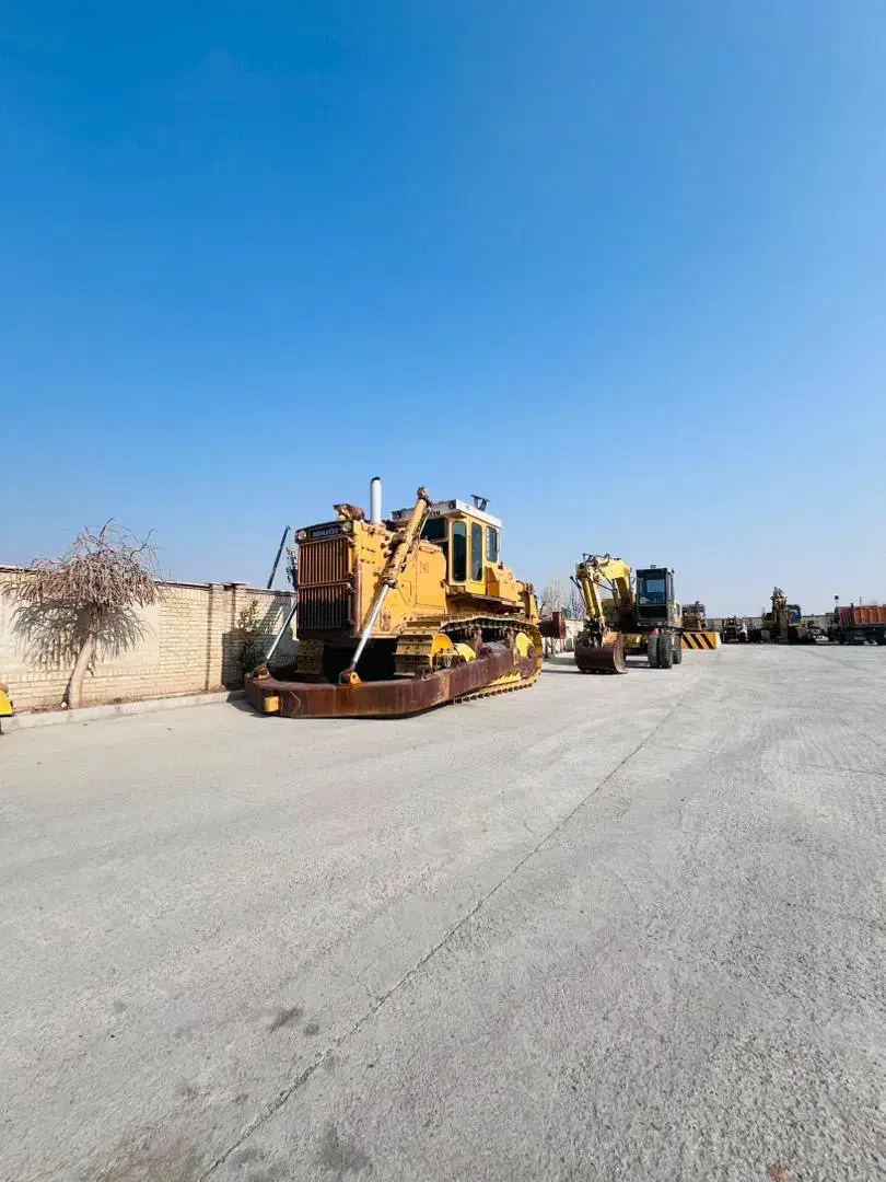 بلدوزر ۱۵۵ کوماتسو سریال ۲۶۰۰۰ هزار|خودرو سنگین|تهران, آجودانیه|دیوار