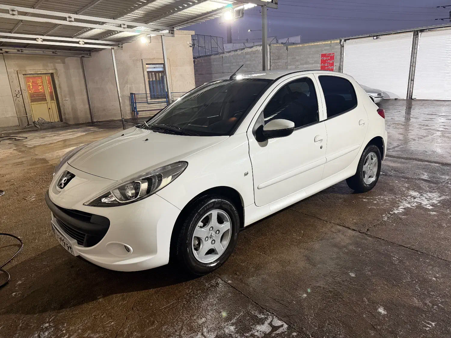 ۲۰۷ در حد صفر|خودرو سواری و وانت|صدرا-فارس, فاز ۱|دیوار