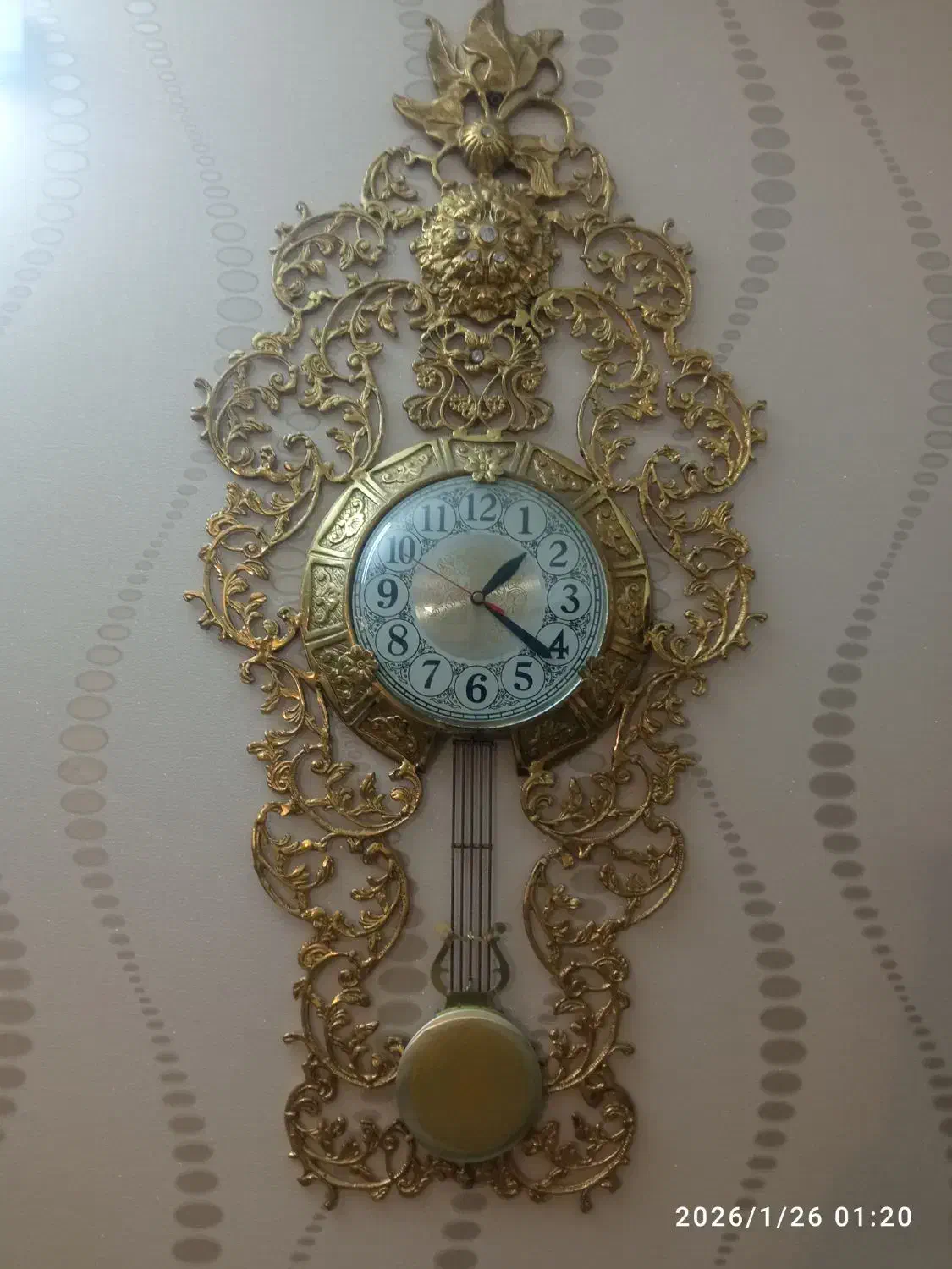 ساعت دیواری برنز ۶۰۰۰۰۰۰میلیون تومن|ساعت دیواری و تزئینی|سهند, |دیوار