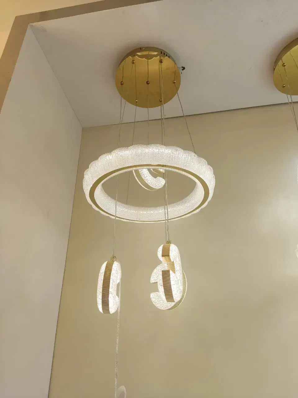 لوستر آویز خارجی کنترل دار تعداد محدود|لوستر و چراغ آویز|الوند, |دیوار