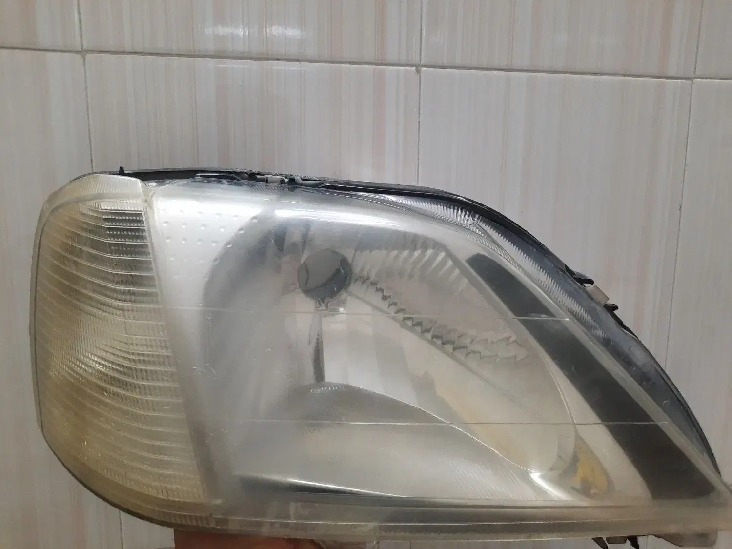 رفع کدری و زردی و شفاف سازی چراغ و اسپرت کردن|خدمات موتور و ماشین|اردکان, |دیوار