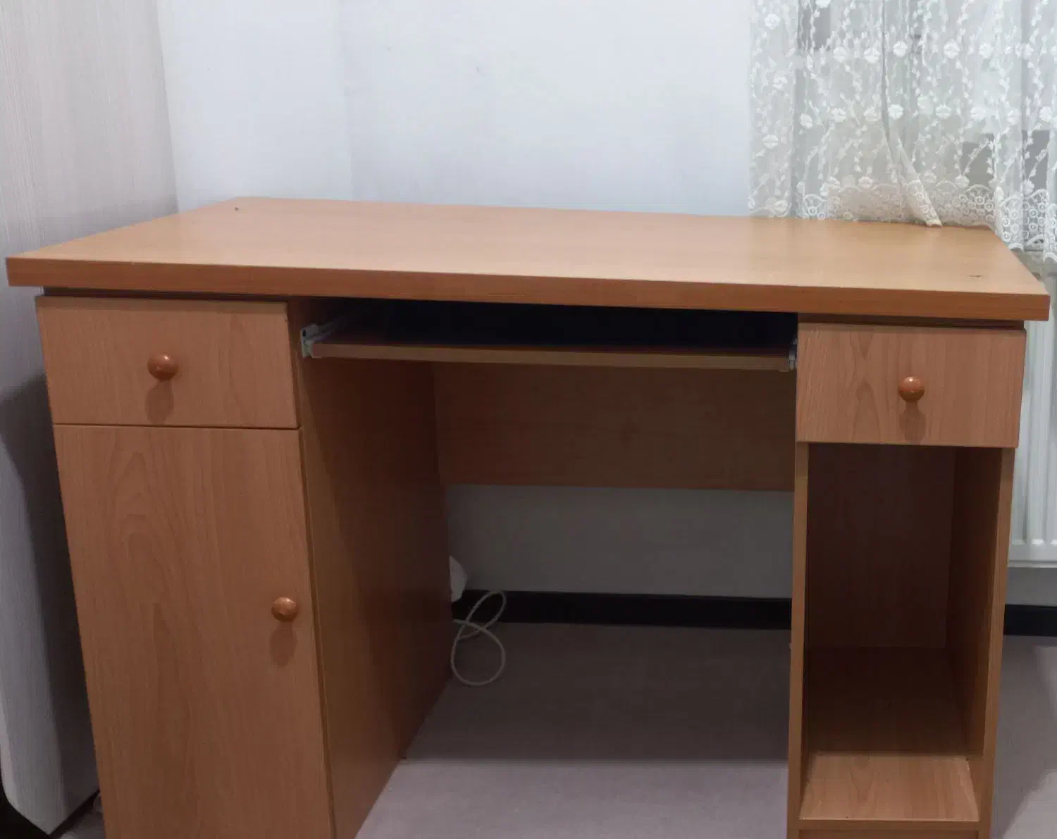 میز تحریر|میز تحریر و کامپیوتر|شهرکرد, |دیوار