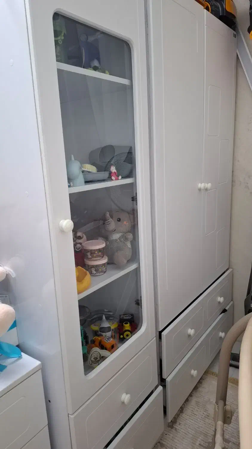 تخت و کمد|تخت و صندلی بچه|مشهد, شهرآرا|دیوار