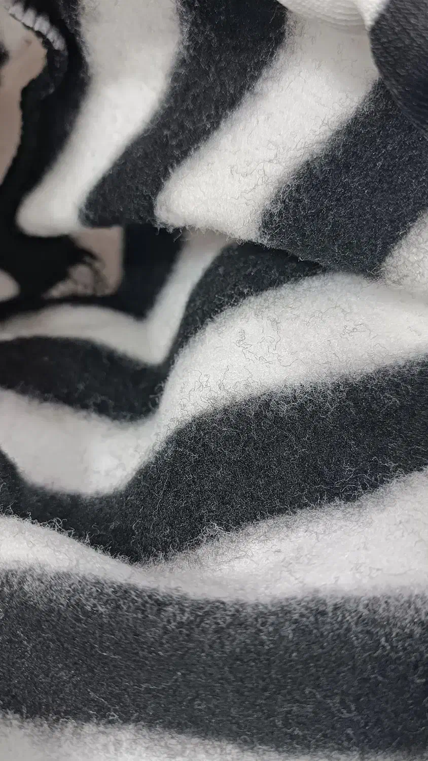 هودی تو کرکی جیب کانگورویی کلاهدار|لباس|سلماس, |دیوار