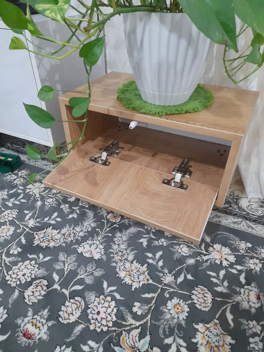 کنسول کنار مبلی زیر گلدانی|بوفه، ویترین، کنسول|بجنورد, |دیوار