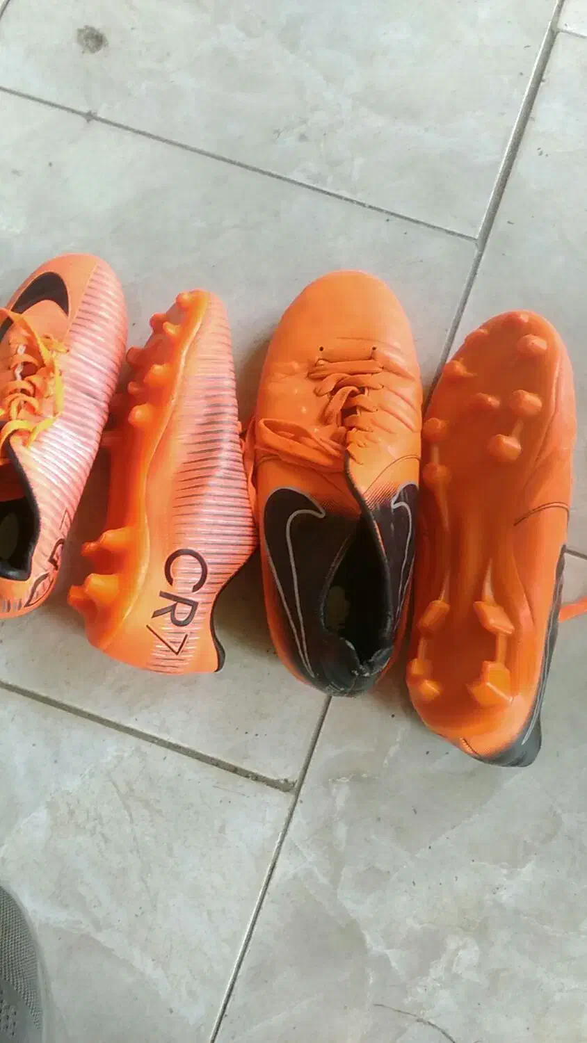 کفش فوتبال چمنی فروشی|کیف، کفش، کمربند|ابهر, |دیوار