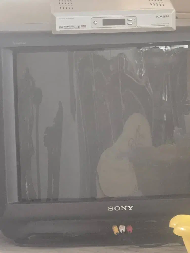 تلویزیون سونی ۲۱ اینج|تلویزیون و پروژکتور|سنندج, |دیوار