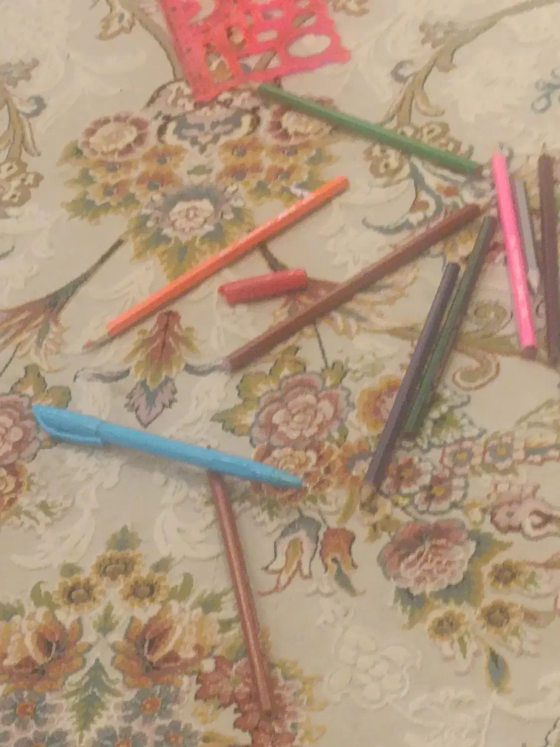 مداد رنگی توضیحات بخونید|لوازم التحریر|سیرجان, |دیوار