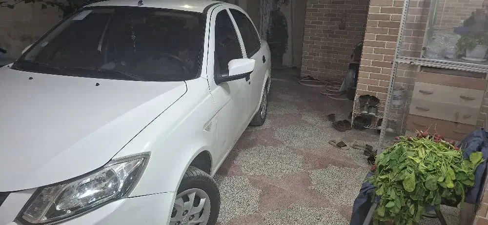 ساینا ۱۴۰۰|خودرو سواری و وانت|فلاورجان, |دیوار