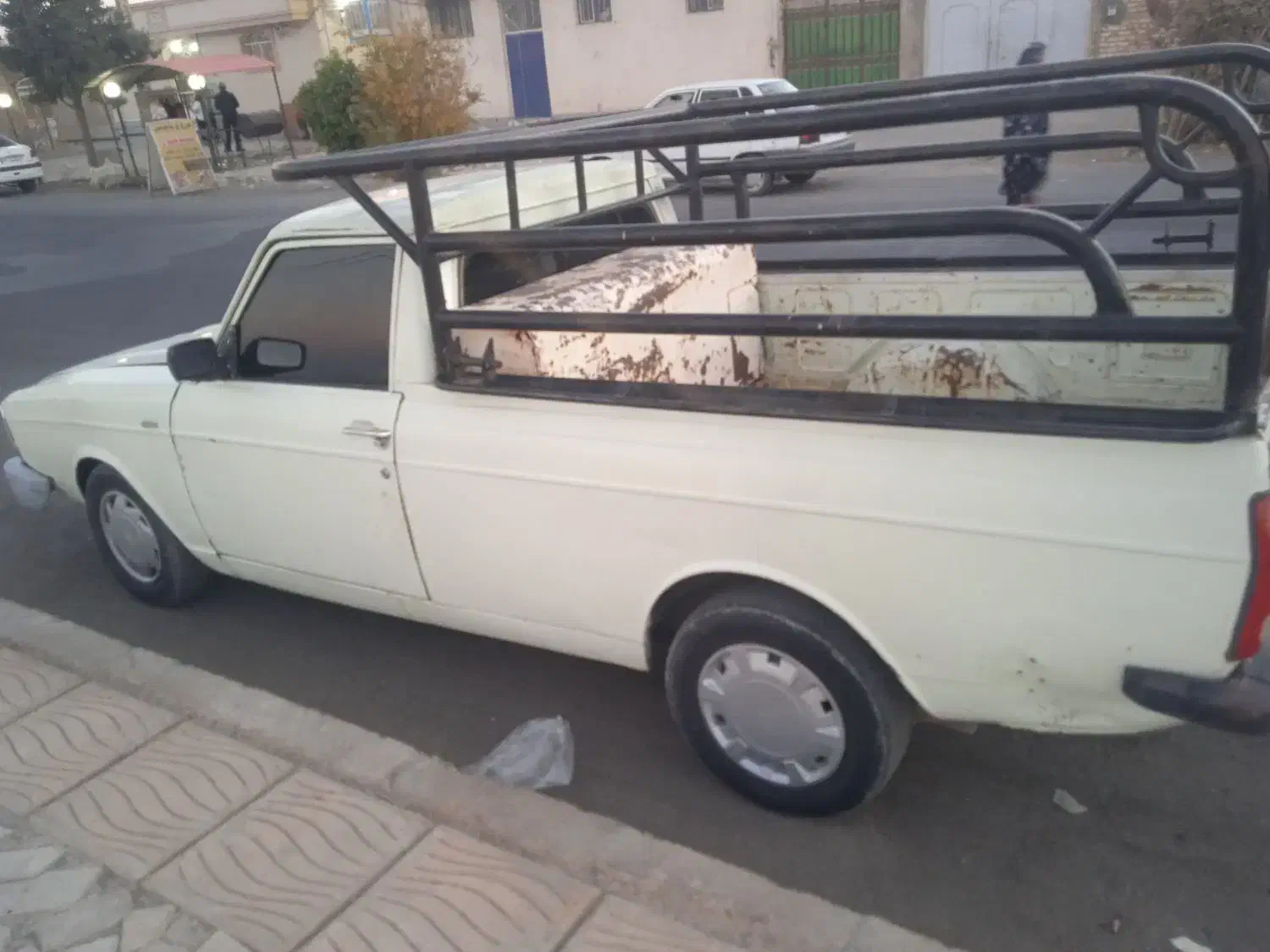 وانت پیکان 90 دوگانه کار خانه|خودرو سواری و وانت|خرامه, |دیوار