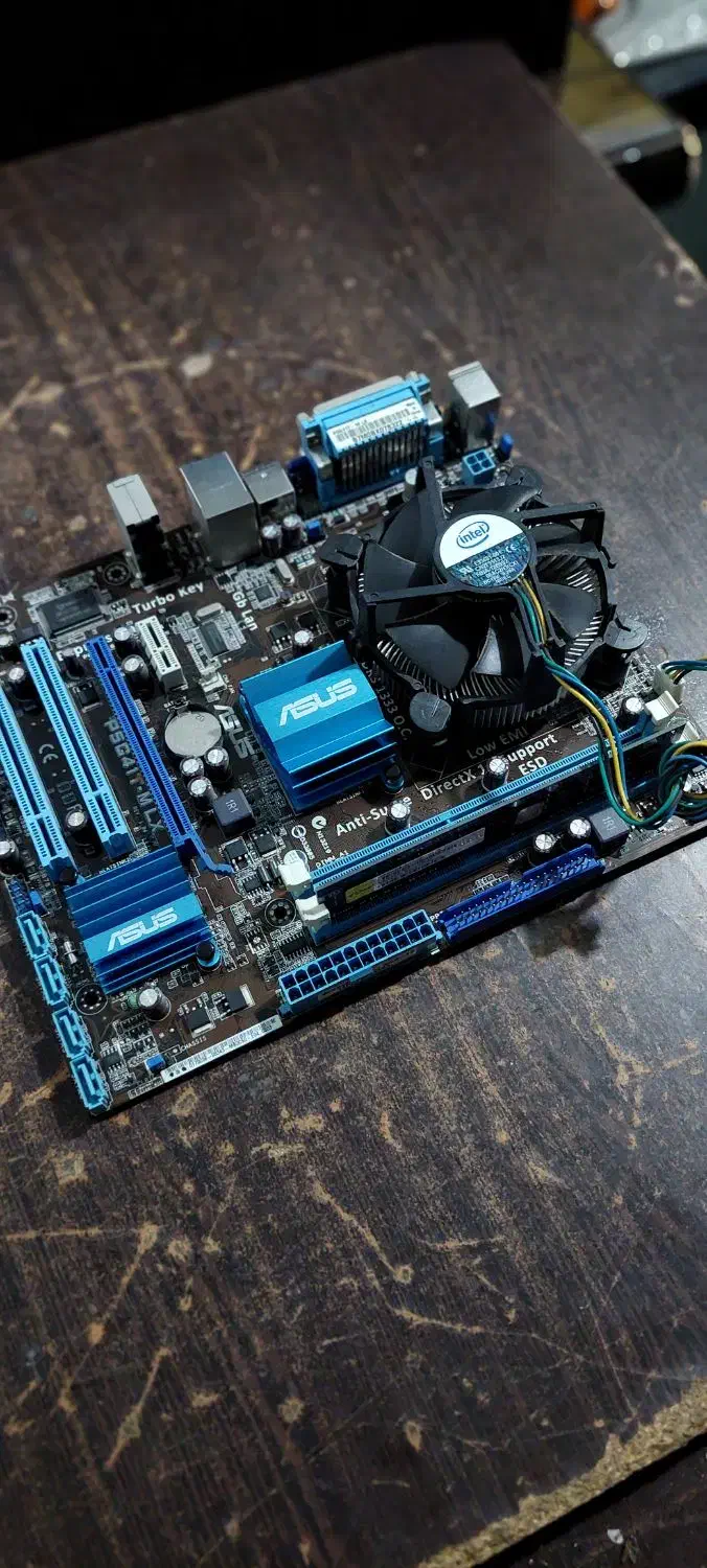 مادربرد ASUS DDR3 سوکت 775 + CPU E5200 فن اورجینال|قطعات و لوازم جانبی رایانه|بابل, |دیوار