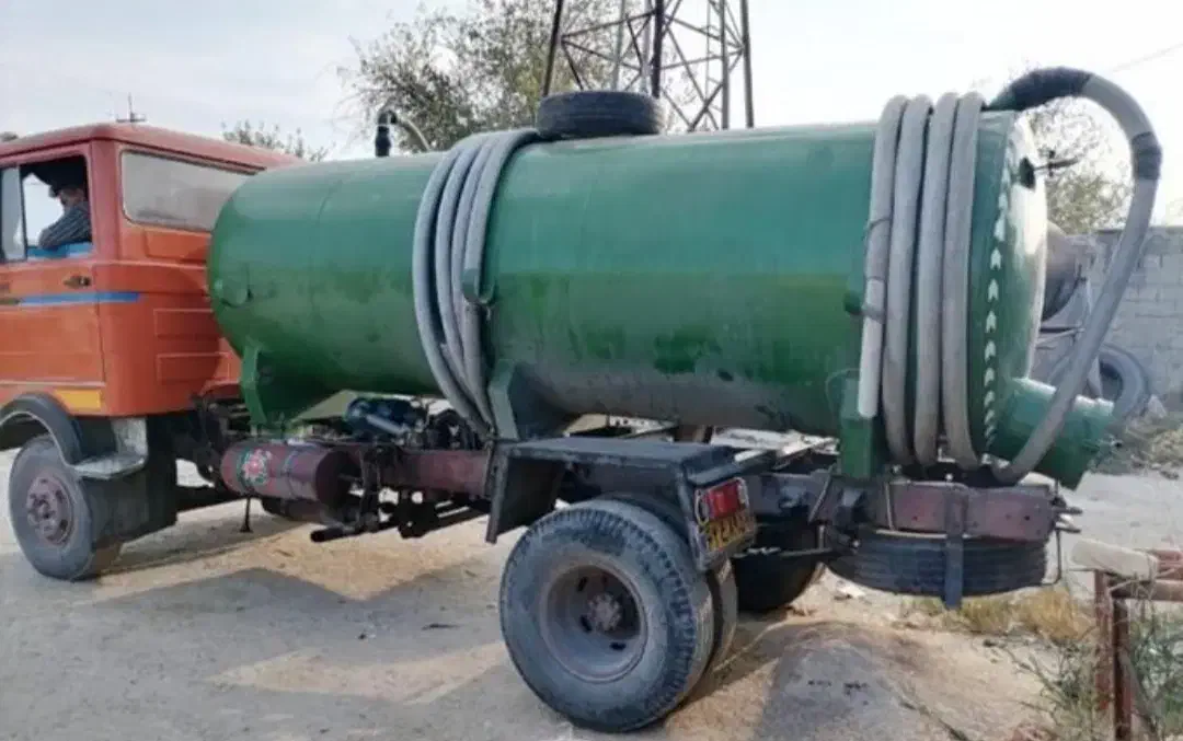 تخلیه چاه و فاضلاب /لجن کشی/لوله بازکنی|خدمات پیشه و مهارت|ملایر, |دیوار