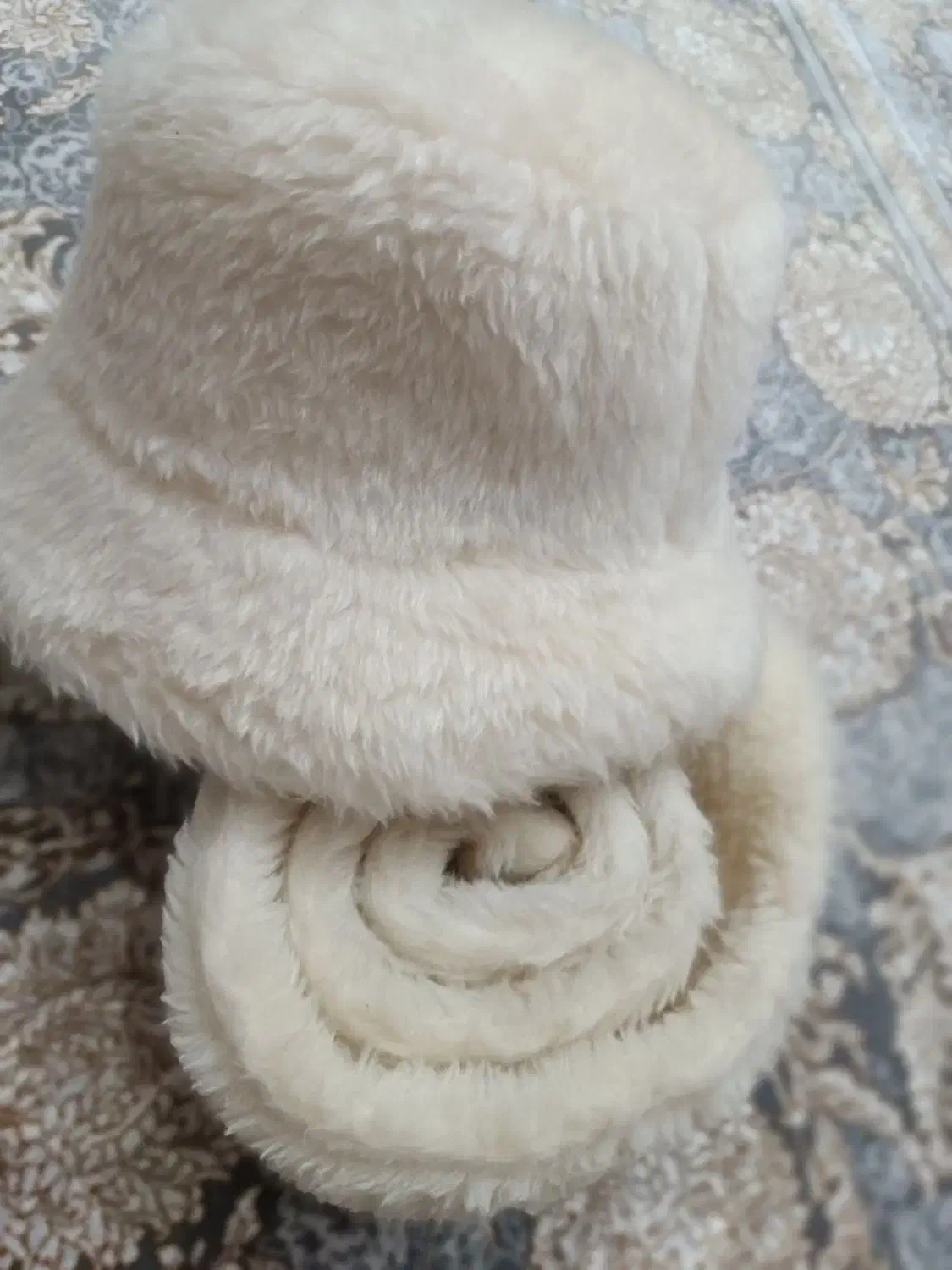 کلاه روسی شیری کرم|لباس|نظرآباد, رسالت|دیوار