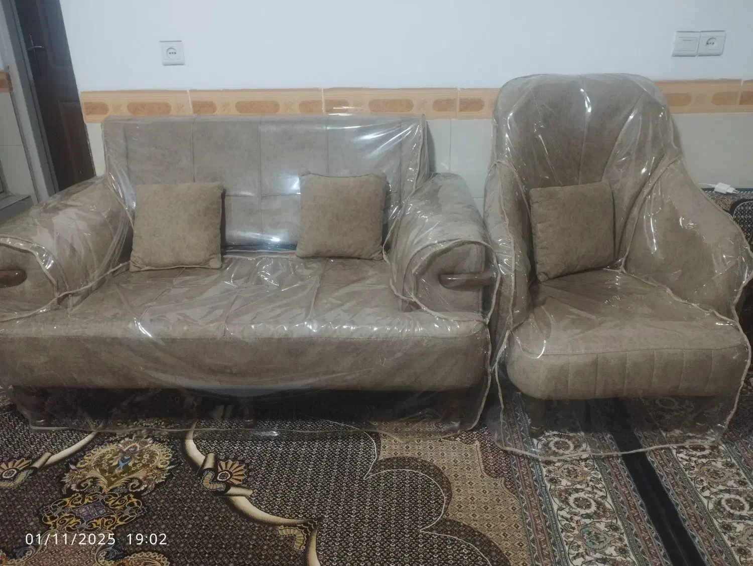 مبل 7نفره|مبلمان خانگی و میز عسلی|بم, |دیوار