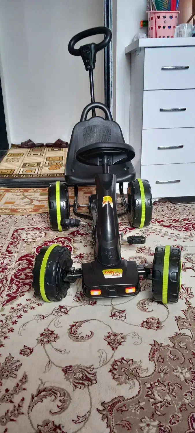 دوچرخه|دوچرخه، اسکیت، اسکوتر|نور, |دیوار