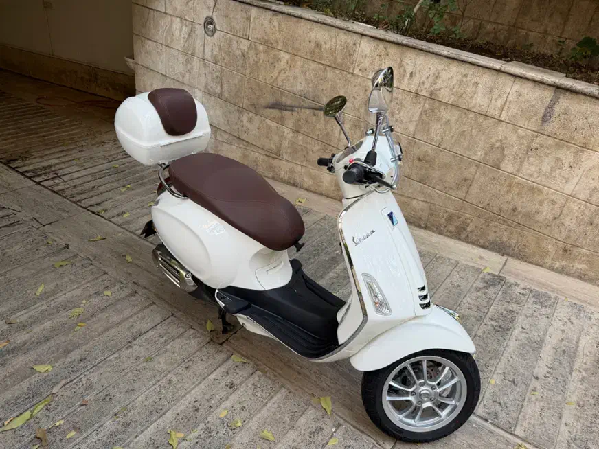 Vespa perimavera 150 cc وسپا پریماورا ۱۳۹۸مدل|موتورسیکلت|تهران, الهیه|دیوار