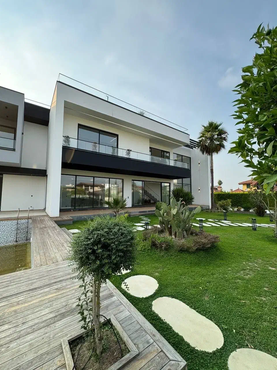 کد 22 ویلای هوشمند استخردار نوشهر با روفگاردن|فروش خانه و ویلا|کجور, |دیوار