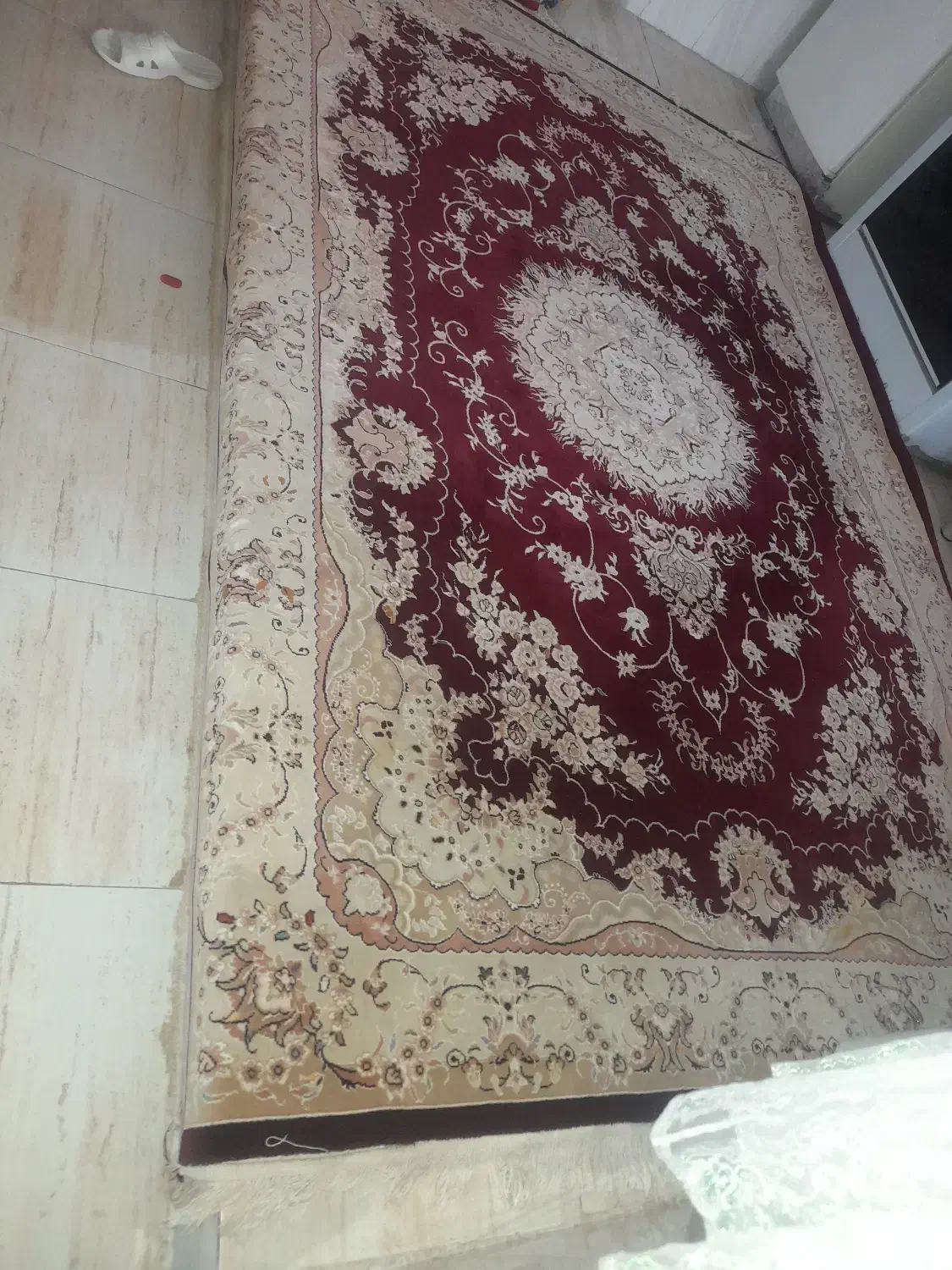 یک تخته فرش ۱۲ متری و یک تخته ۹ متری|فرش|قدس, شهرقدس|دیوار