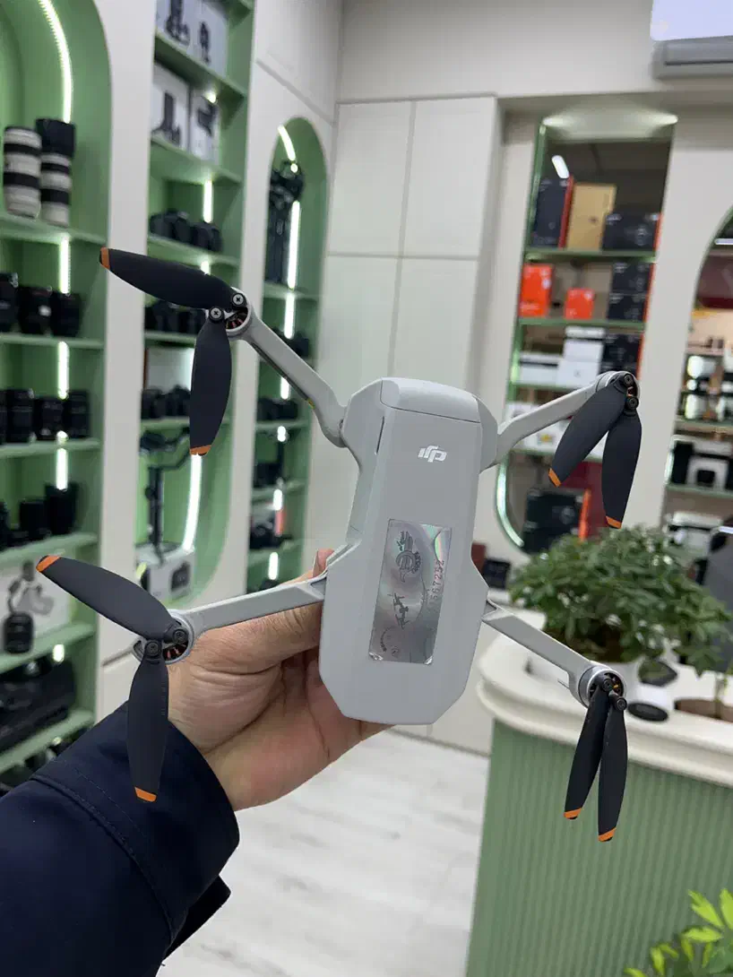 هلیشات مویک مینی 2|دوربین عکاسی و فیلم‌برداری|قم, بلوار امین و ساحلی|دیوار