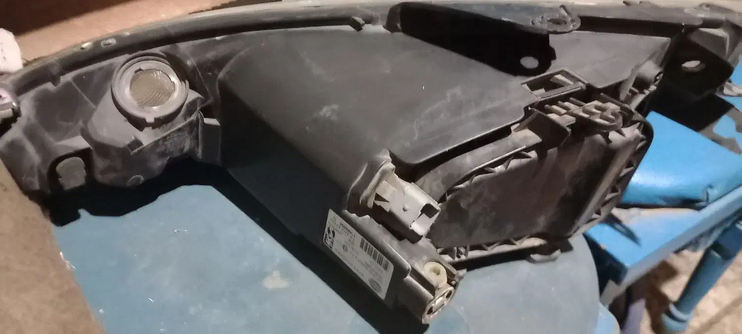 چراغ جلو۲۰۶ چپ وراست|قطعات یدکی و لوازم جانبی|محمدشهر, محمدشهر|دیوار