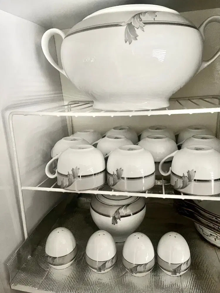 چینی زرین|ظروف سرو و پذیرایی|بروجرد, |دیوار