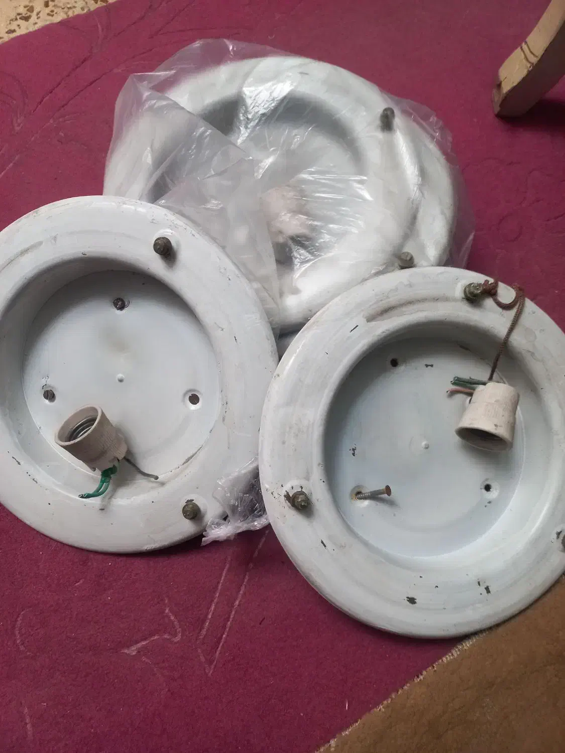 بشقاب لامپ|لامپ و چراغ|قم, شهرک امام حسن|دیوار