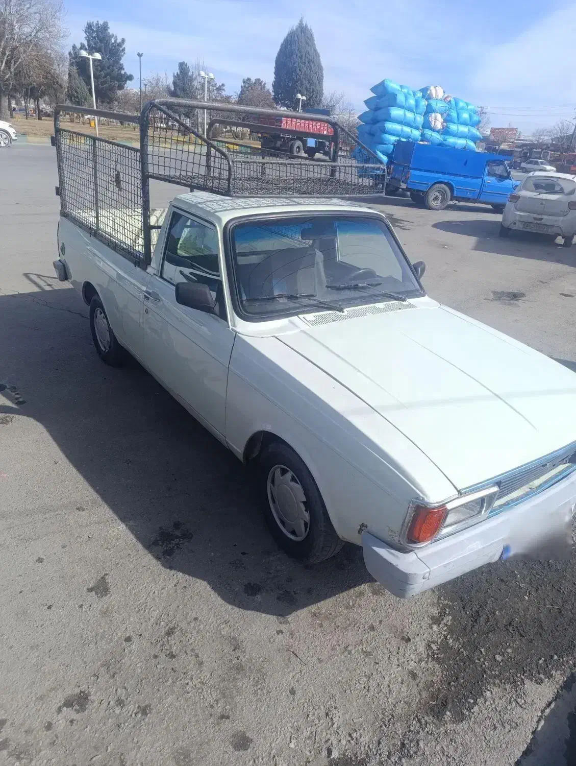 وانت 93|خودرو سواری و وانت|بروجرد, |دیوار