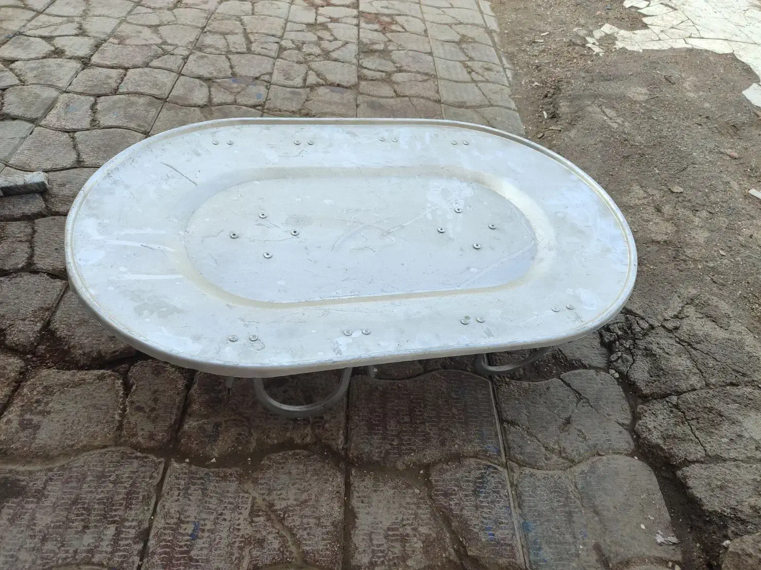 سینی مفطح|ظروف پختوپز|کارون, |دیوار