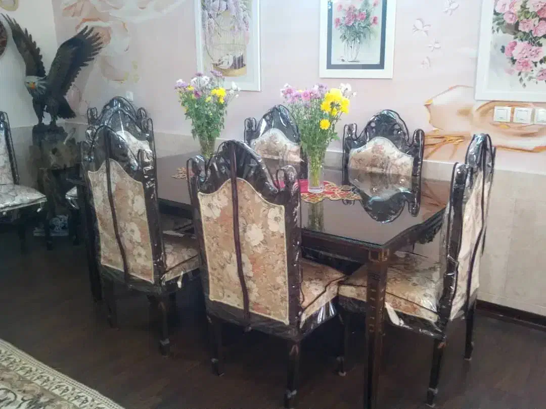 سلام میز ناهار خوری چوب گردو|میز و صندلی غذاخوری|فولادشهر, مسکن مهر فولادشهر|دیوار