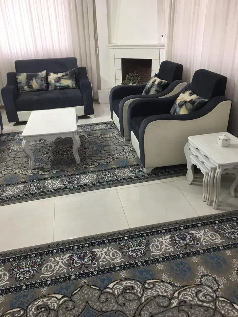 فروش فوری مبل راحتی هفت نفره در حد نو|مبلمان خانگی و میز عسلی|طرقبه, |دیوار