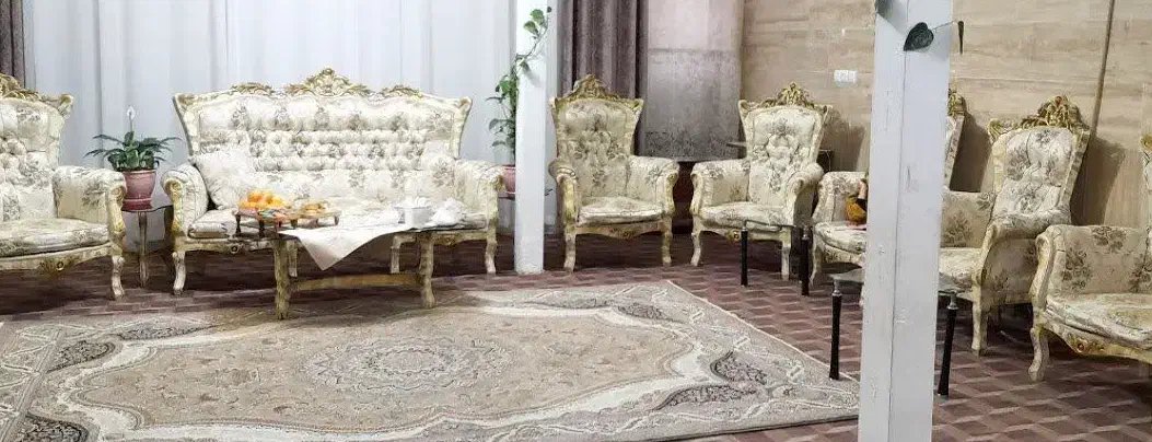 مبل ۹ نفره کلاسیک|مبلمان خانگی و میز عسلی|قم, صفاشهر|دیوار