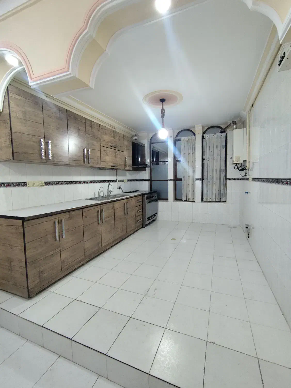 اجاره آپارتمان ۱۱۰متری حوالی تالار پارچه|اجارهٔ آپارتمان|بوشهر, |دیوار