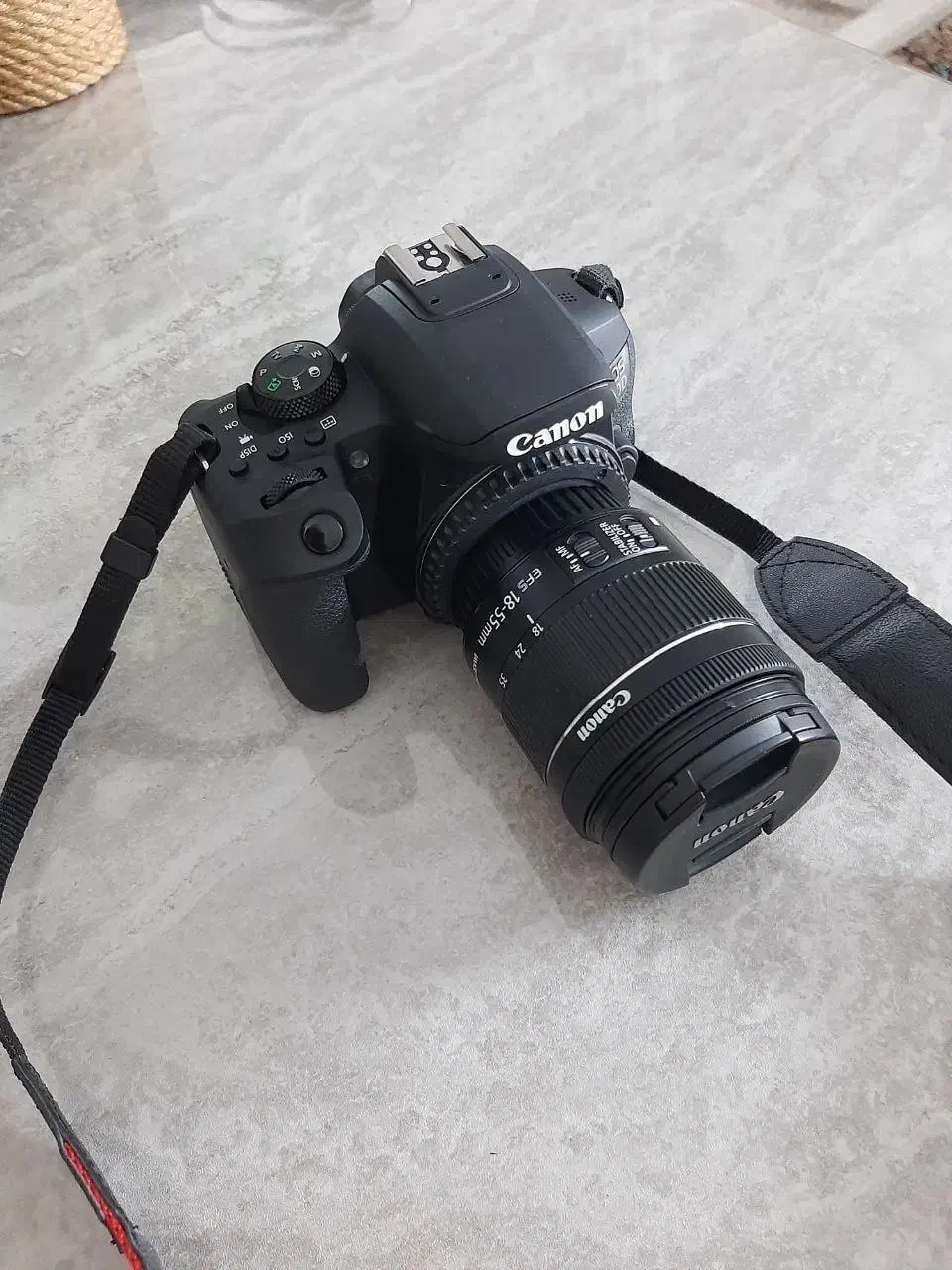 Canon EOS 850D|دوربین عکاسی و فیلم‌برداری|اندیشه, اندیشه فاز ۳|دیوار