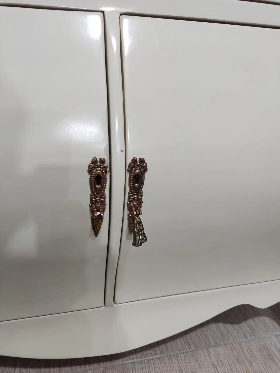 آیینه و کنسول|بوفه، ویترین، کنسول|سنندج, |دیوار