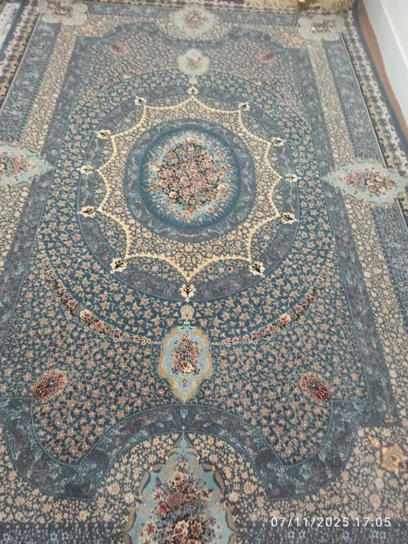 فرش ماشینی طرح خورشید ۱۲۰۰۰ شانه مشهد|فرش|خوی, |دیوار