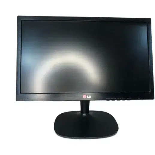 مانیتور ۱۹ اینچ LG|قطعات و لوازم جانبی رایانه|شاهین‌شهر, خانه کارگر|دیوار