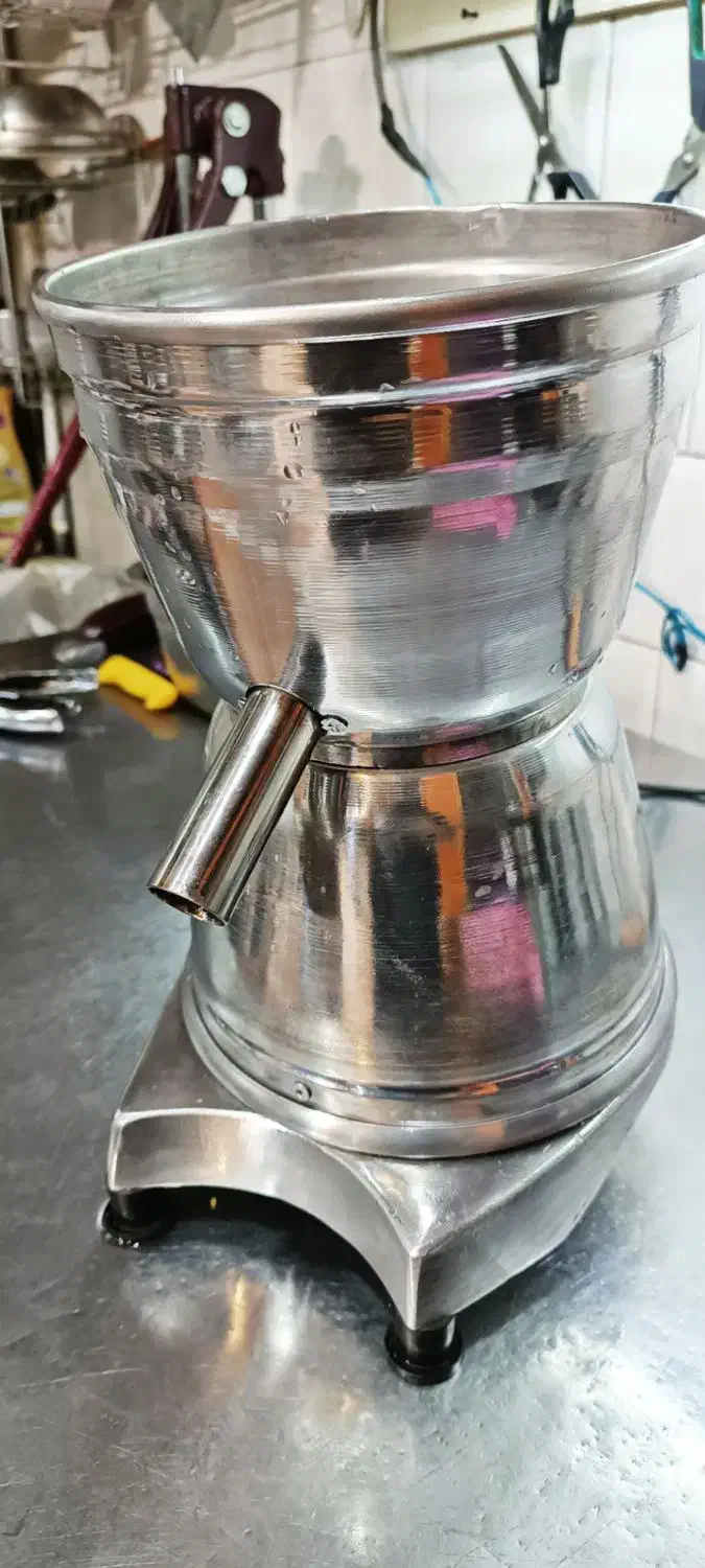 دستگاه آب پرتقال گیری صنعتی|آبمیوهگیر و آبمرکباتگیر|خمینیشهر, |دیوار