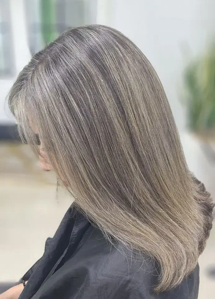 خدمات و آموزش رنگ مو و انواع تراپی|خدمات آرایشگری و زیبایی|کرمانشاه, |دیوار