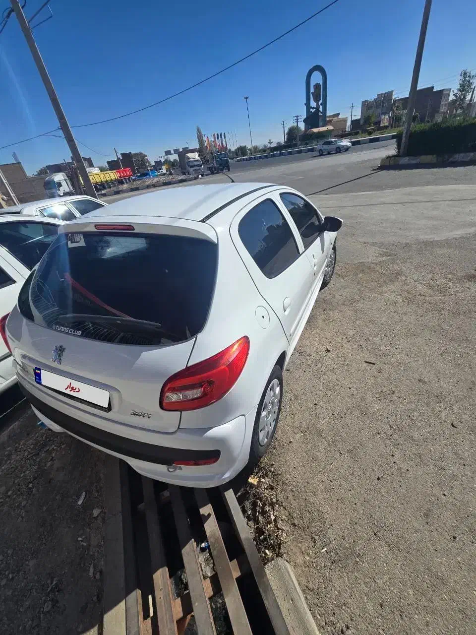 ۲۰۷|خودرو سواری و وانت|صائین قلعه, |دیوار